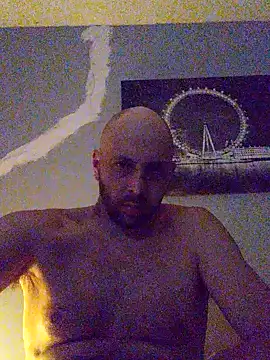 Snapshot of BigCockwonder86 chatting on 3, 7, 2026 BigCockwonder86 online show from 3, 7, 2026