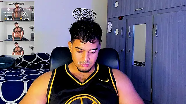 Big furry bear13 online show from 20, 2, 2025