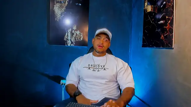 Big furry bear13 online show from 17, 9, 2025