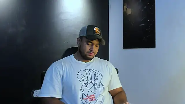 Big furry bear13 online show from 21, 5, 2026