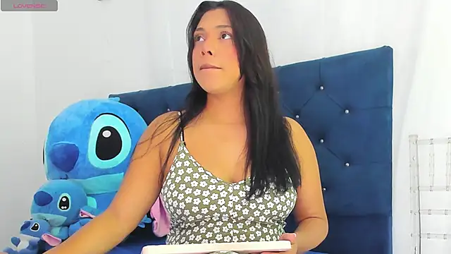 angela santana  online show from 22, 1, 2025