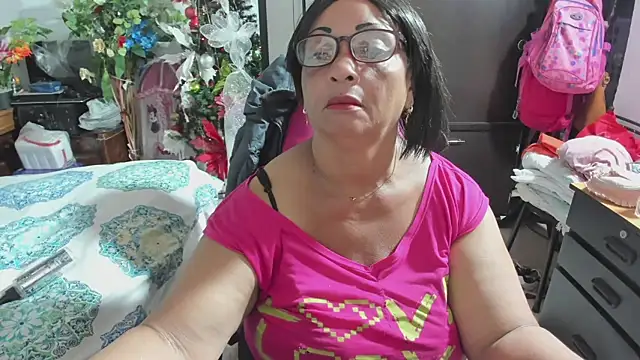 Mrs mommy  online show from 21, 12, 2025