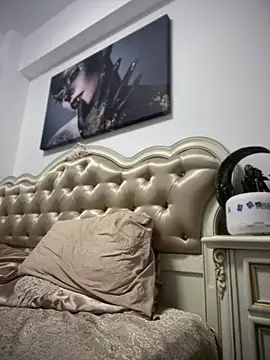 HotXMom online show from 18, 6, 2026