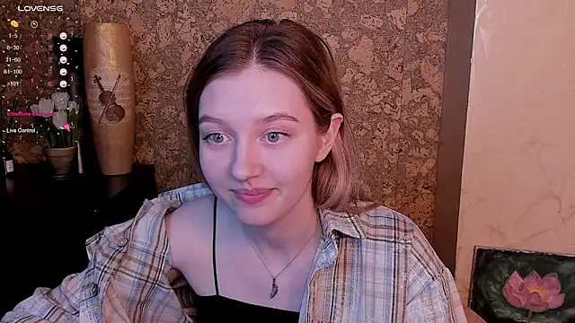 Ksuhesa online show from 21, 3, 2025