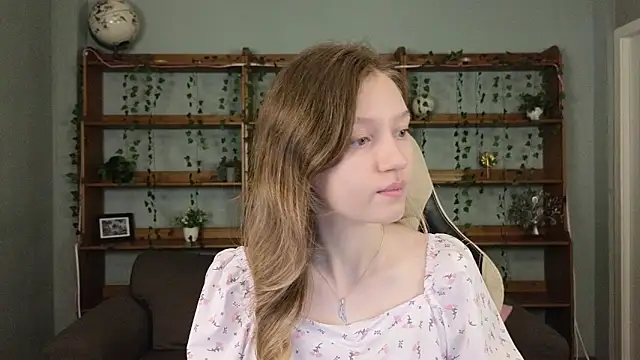 Ksuhesa online show from 19, 12, 2025