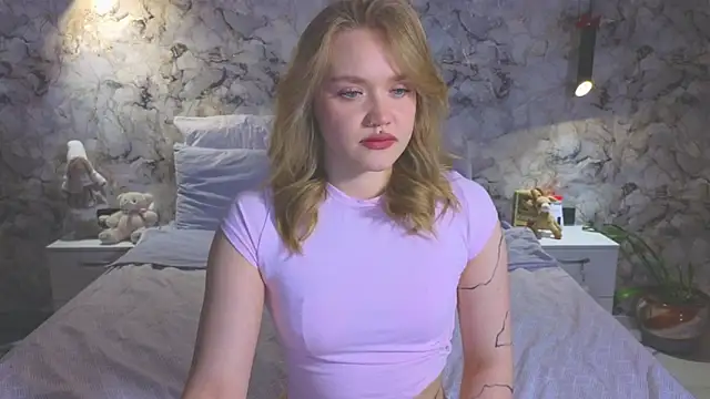 Snapshot of Aurora_Golden1 chatting on 26, 3, 2026 Aurora Golden1 online show from 26, 3, 2026