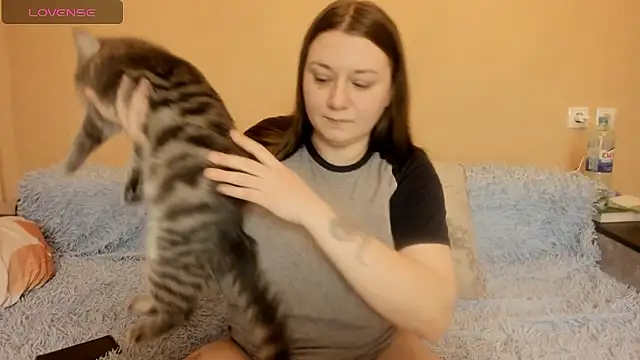 Snapshot of AlisaBacker chatting on 7, 1, 2026 AlisaBacker online show from 7, 1, 2026