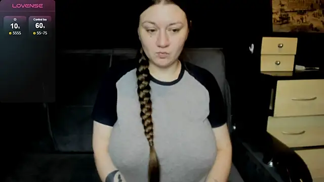 Snapshot of AlisaBacker chatting on 30, 4, 2026 AlisaBacker online show from 30, 4, 2026