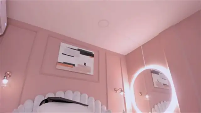 lia ass  online show from 12, 9, 2025