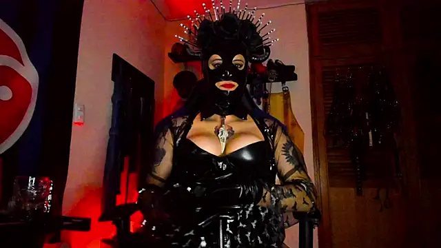 DominatrixBlue online show from 24, 1, 2025