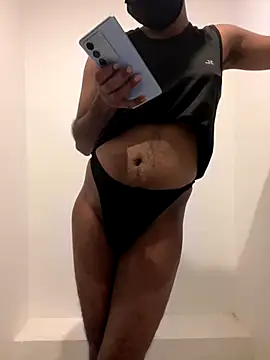 Snapshot of Bluelover0812 chatting on 4, 12, 2024 Bluelover0812 online show from 4, 12, 2024