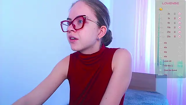 Sarah HS online show from 11, 3, 2025