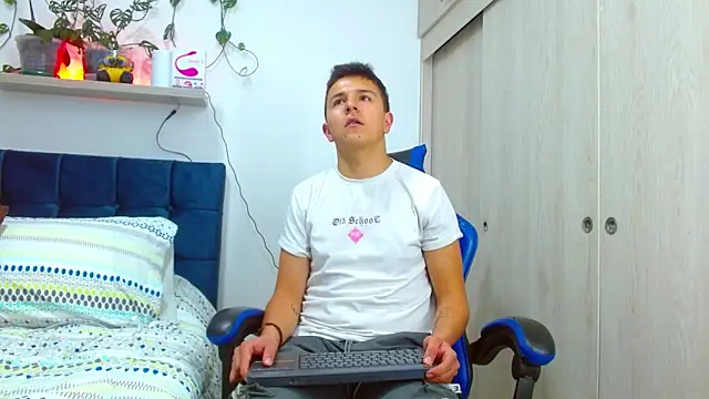 Snapshot of flint_ryan chatting on 20, 2, 2026 flint ryan online show from 20, 2, 2026