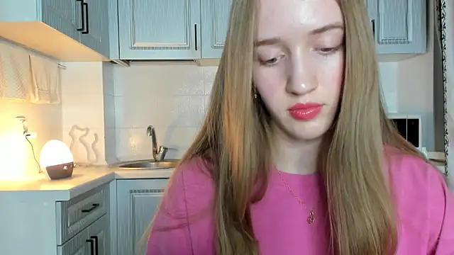 leslie my lovee online show from 13, 10, 2025