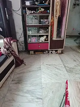 Ivy-09 online show from 28, 2, 2026