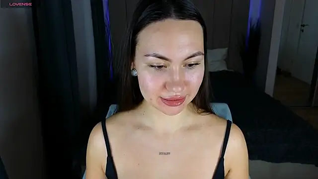 Snapshot of GIGI_BENNET chatting on 5, 12, 2024 GIGI BENNET online show from 5, 12, 2024