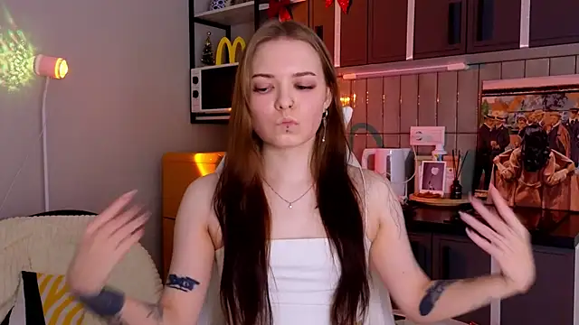 doll lol  online show from 15, 12, 2025