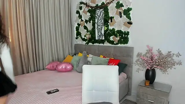 AgnieszkaBanana online show from 9, 3, 2025