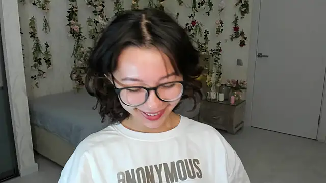 AgnieszkaBanana online show from 18, 9, 2025