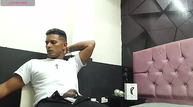Chris Dick23 online show from 18, 12, 2024
