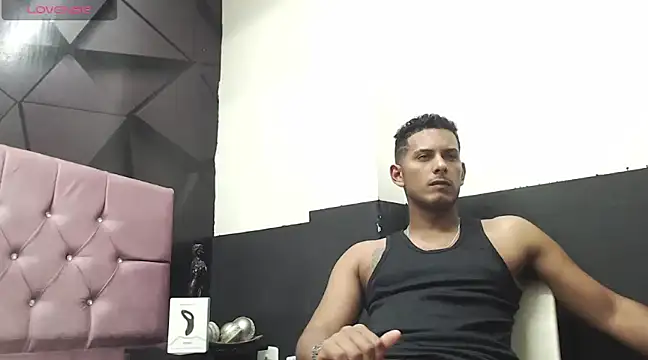 Chris Dick23 online show from 22, 12, 2024