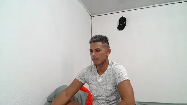Chris Dick23 online show from 26, 12, 2024