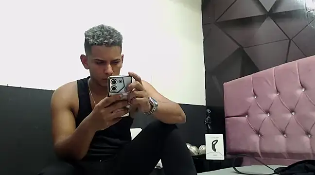 Chris Dick23 online show from 27, 12, 2024