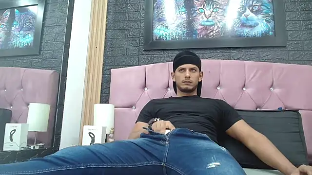 Snapshot of Chris_Dick23 chatting on 6, 1, 2026 Chris Dick23 online show from 6, 1, 2026