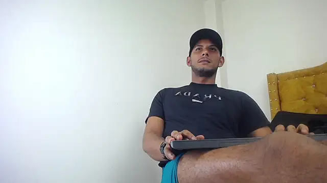 Snapshot of Chris_Dick23 chatting on 12, 6, 2026 Chris Dick23 online show from 12, 6, 2026