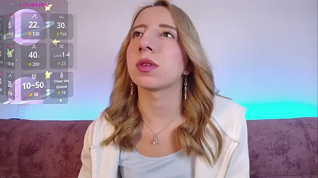 Snapshot of Miiaa_doll chatting on 12, 11, 2025 Miiaa doll online show from 12, 11, 2025