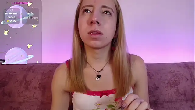 Snapshot of Miiaa_doll chatting on 21, 11, 2025 Miiaa doll online show from 21, 11, 2025