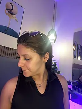 Snapshot of NicolleeEvanss chatting on 8, 7, 2026 NicolleeEvanss online show from 8, 7, 2026