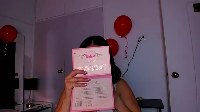 Snapshot of Miaa_Garcia chatting on 14, 2, 2025 Miaa Garcia online show from 14, 2, 2025