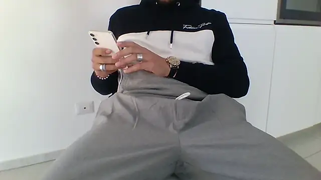 Snapshot of stepmarto3 chatting on 5, 10, 2025 stepmarto3 online show from 5, 10, 2025