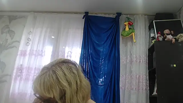 CamDiva113 online show from 27, 9, 2025