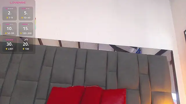 SELENA BIGBOOBS online show from 2, 12, 2025