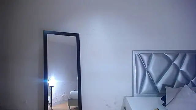 Snapshot of exotic_karmella chatting on 22, 11, 2025 exotic karmella online show from 22, 11, 2025