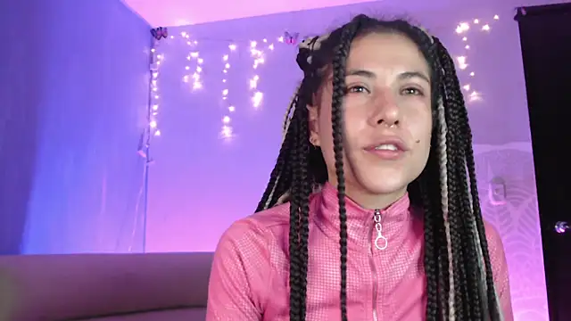 Snapshot of Hellen_dumont chatting on 27, 2, 2025 Hellen dumont online show from 27, 2, 2025