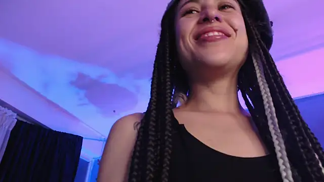 Snapshot of Hellen_dumont chatting on 9, 3, 2025 Hellen dumont online show from 9, 3, 2025