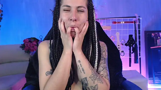 Snapshot of Hellen_dumont chatting on 9, 3, 2025 Hellen dumont online show from 9, 3, 2025