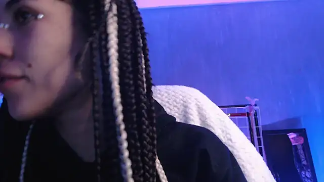 Snapshot of Hellen_dumont chatting on 10, 3, 2025 Hellen dumont online show from 10, 3, 2025