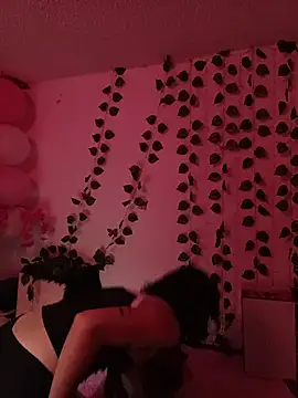 Snapshot of Hellen_dumont chatting on 23, 10, 2025 Hellen dumont online show from 23, 10, 2025