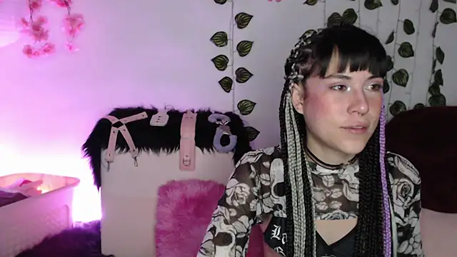 Snapshot of Hellen_dumont chatting on 26, 10, 2025 Hellen dumont online show from 26, 10, 2025