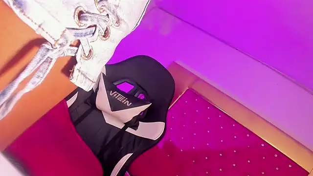 Snapshot of Orianadollx chatting on 9, 3, 2025 Orianadollx online show from 9, 3, 2025