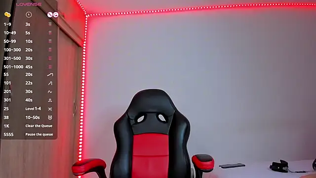 Snapshot of barbiee_ebony chatting on 31, 10, 2025 barbiee ebony online show from 31, 10, 2025