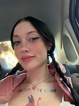Melissa crazy online show from 3, 6, 2026