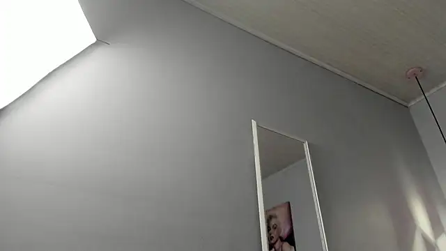 Snapshot of ScarletGV chatting on 4, 7, 2026 ScarletGV online show from 4, 7, 2026