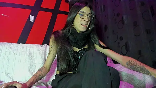 Chaminela 27 online show from 20, 2, 2025