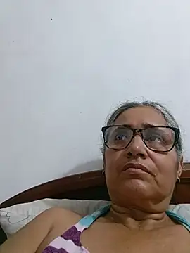 Snapshot of _candi chatting on 2, 7, 2026 candi online show from 2, 7, 2026
