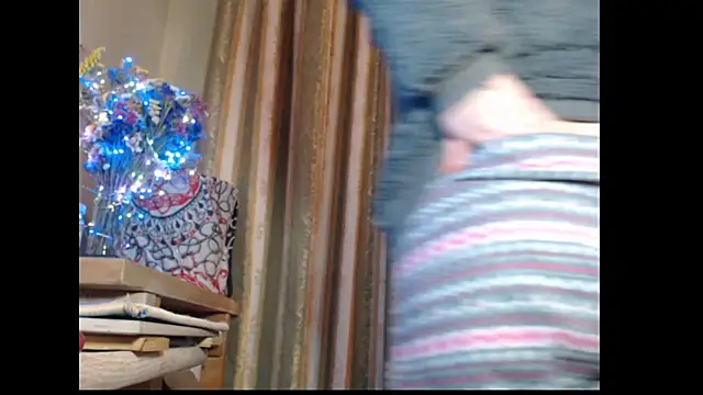 amorelara online show from 1, 10, 2025